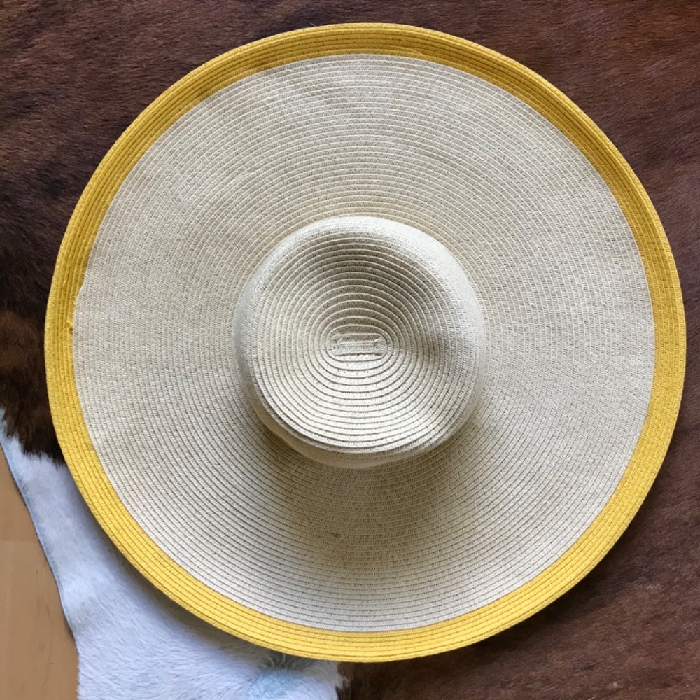 Big Floppy Beach Hat. - image 8